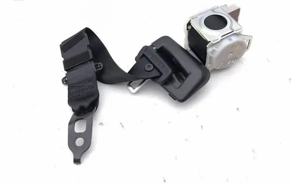 Porsche Cayenne (92A) Rear seatbelt 7P0857807