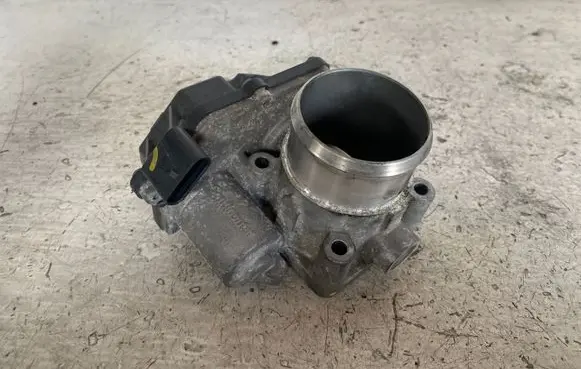 KIA Ceed Throttle valve 5WY9174E 351002A900 140828115814
