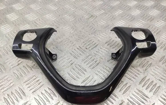 Toyota Aygo AB40 Steering wheel trim 8703S581