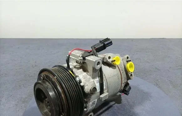 Hyundai i30 Air conditioning (A/C) compressor (pump) 97701G4600