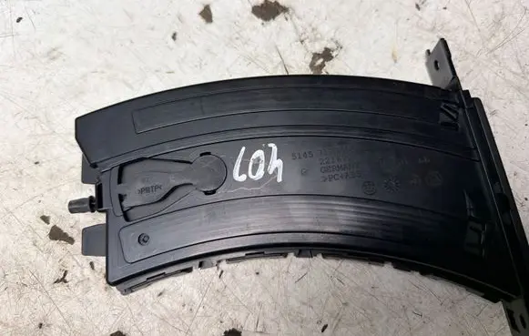 BMW 3 E90 E91 Cup holder 22167210