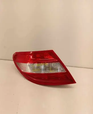 Mercedes-Benz C W204 Rear/tail lights 2048200164L