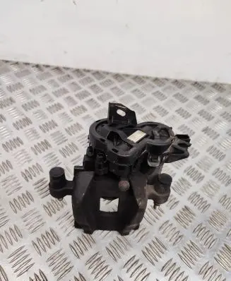 Volvo XC60 Rear brake caliper P32287433