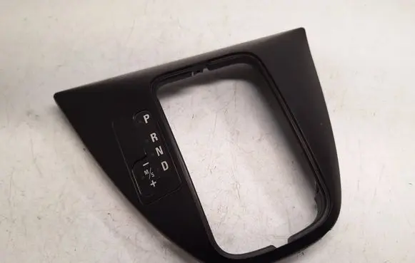 BMW X5 E53 Gear shifter surround trim plastic 7060445 51167060445 51168408029