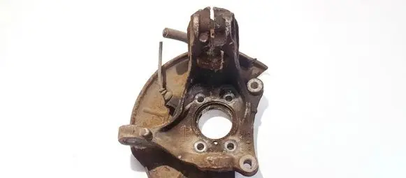 Volkswagen PASSAT B6 Front wheel hub