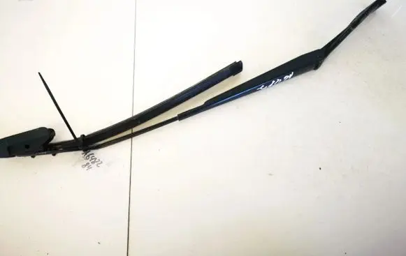 Peugeot 307 Front wiper blade arm 9653276980