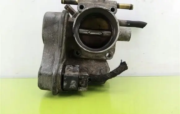 Opel Zafira A Throttle body valve 25177983