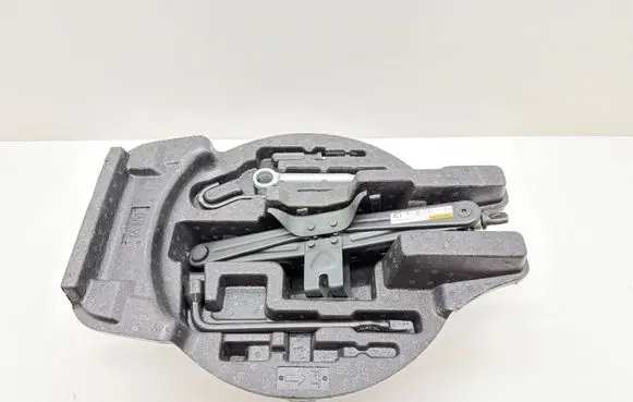 Subaru Outback (BT) Tool box 