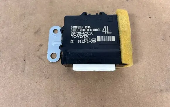 Toyota Mirai Wing mirror control module 8943062020 615242000