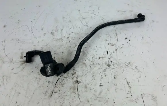 Audi Q5 SQ5 Vacuum line/pipe/hose 8R1611931L 036906051G