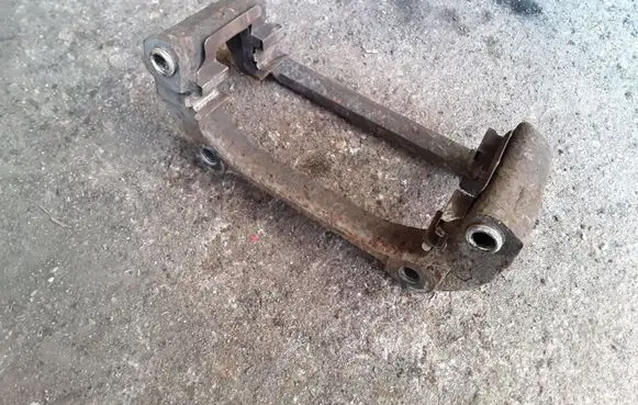 Peugeot 607 Front Brake Caliper Pad/Carrier NOCODE