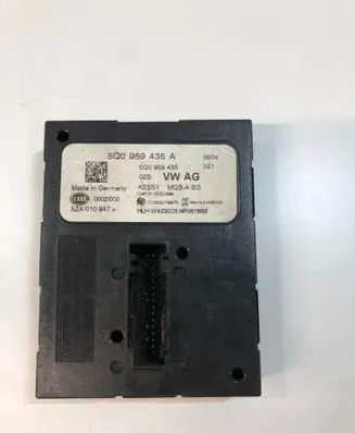 Audi A3 S3 8V Keyless (KESSY) go control unit/module 5Q0959435A 5Q0959435