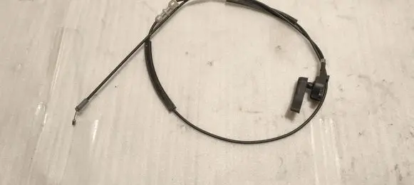 Dacia Sandero III Engine bonnet/hood lock release cable 