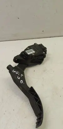 Volkswagen Golf IV Accelerator throttle pedal 1J1721503H