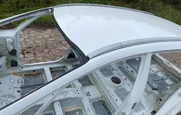 KIA Carens III Roof 