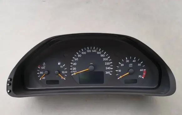 Mercedes-Benz CLK A209 C209 Speedometer (instrument cluster) A2085403911 110008915028