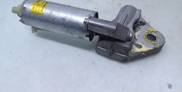Volkswagen Phaeton Seat adjustment motor 0130002508