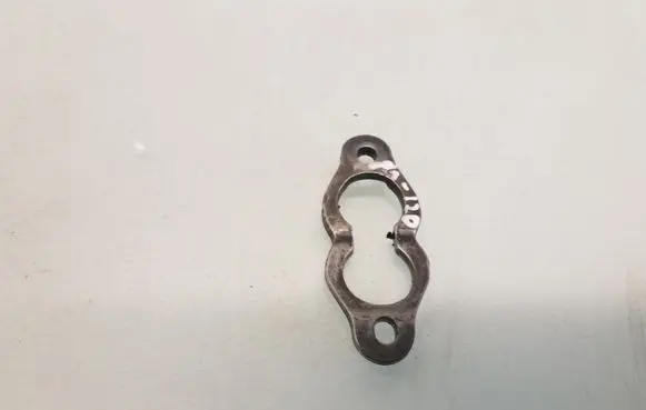 Audi A6 S6 C6 4F Fuel Injector clamp holder