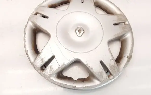 Renault 19 R14 wheel hub/cap/trim 7700823003