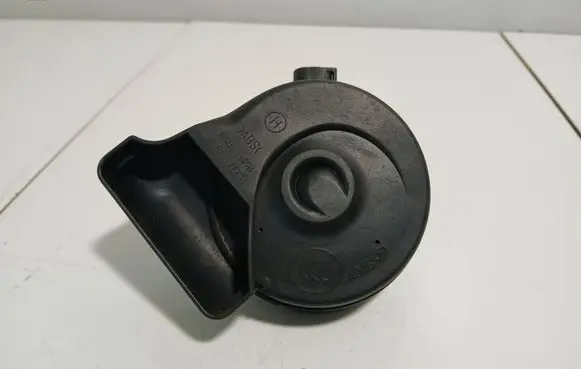 Volkswagen PASSAT B7 Horn signal A046522
