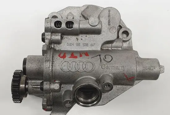 Audi A5 Oil pump 06H115105AF