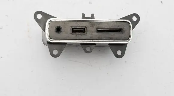 USB socket connector
