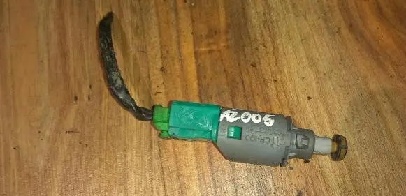 Clutch pedal sensor