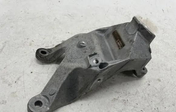Audi A6 S6 C7 4G Engine mounting bracket 4G0199308AA