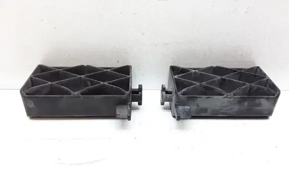 Volvo V70 Radiator support slam panel bracket 
