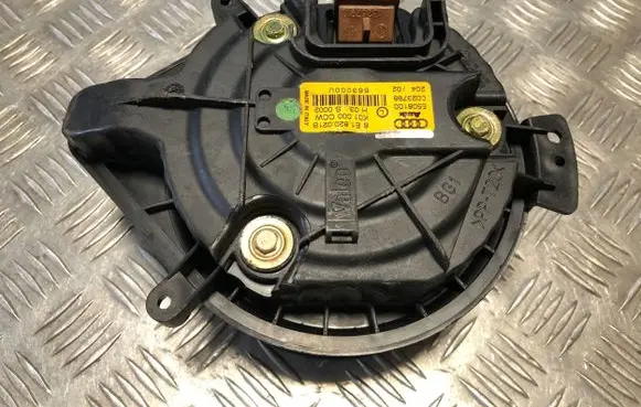 Audi A4 S4 B7 8E 8H Heater fan/blower 8E1820021B 663000U 0023798