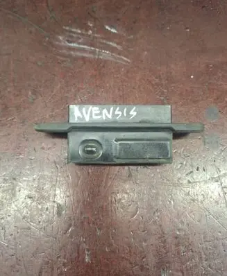 Toyota Avensis T270 Loading door exterior handle 