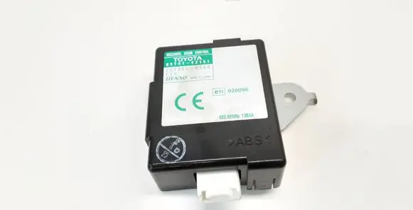 Toyota RAV 4 (XA20) Door central lock control unit/module 8974142151 2513000060