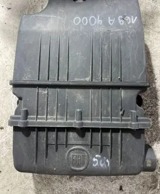 Fiat 500 Air filter box