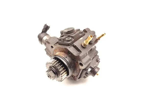 Opel Vivaro Fuel injection high pressure pump 8200912103 0445010234