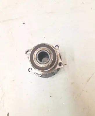 Subaru Forester SH Rear wheel hub