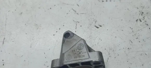 Mini Clubman F54 Fuel pump bracket 8511628