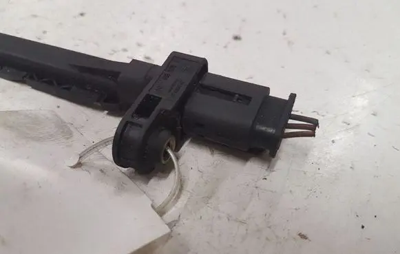 BMW 5 F10 F11 Crankshaft position sensor 7805188