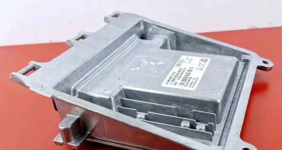 Mercedes-Benz B W245 Engine control unit/module A2669001300