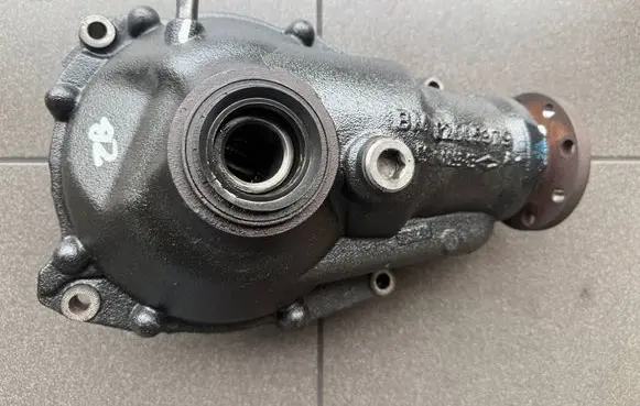 BMW X3 E83 Front differential 7540534