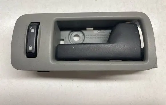 Ford Mustang V Front door interior handle 4R3X6322600A 4R3X6322600B