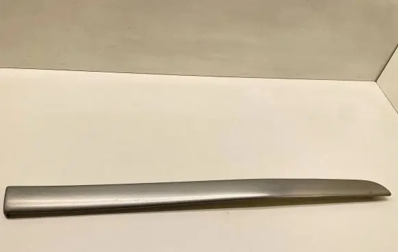 Audi A4 S4 B7 8E 8H Dashboard glove box trim 8E0867419