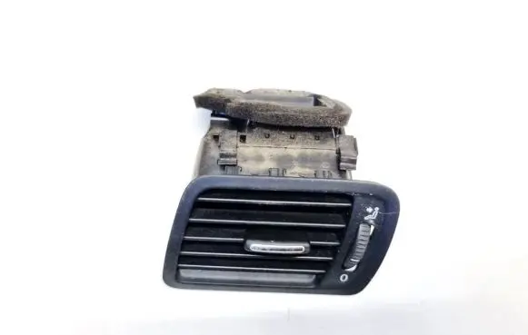 Volkswagen PASSAT B6 Dash center air vent grill 3c1819701 p0108666
