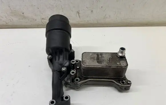 Mercedes-Benz GLA W156 X156 Oil filter mounting bracket A6511801065