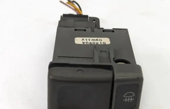 Fog light switch
