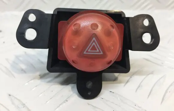 Nissan Almera Tino Hazard light switch 06016