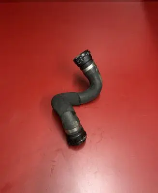 BMW X5 E70 Engine coolant pipe/hose