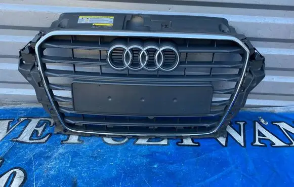 Audi A3 S3 8V Front bumper upper radiator grill 8V3853651
