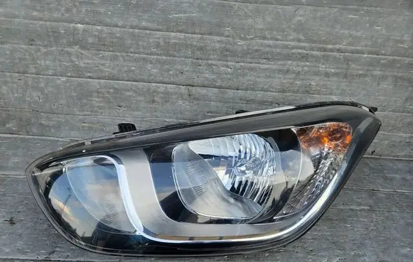 Hyundai i20 (PB PBT) Headlight/headlamp 921014P500