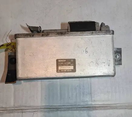 Audi 80 90 B3 ABS control unit/module 0265100025 7426704 443907379B