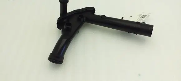 Nissan Qashqai Engine coolant pipe/hose 210475246R